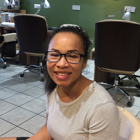 Meet your Posher, Be - Picture 1 of 1